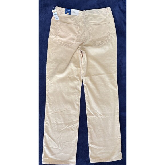 NWT Ladies Talbots Pale Yellow Mid Rise Boot Cut Stretch Corduroy Pants Size 10 - Picture 8 of 8